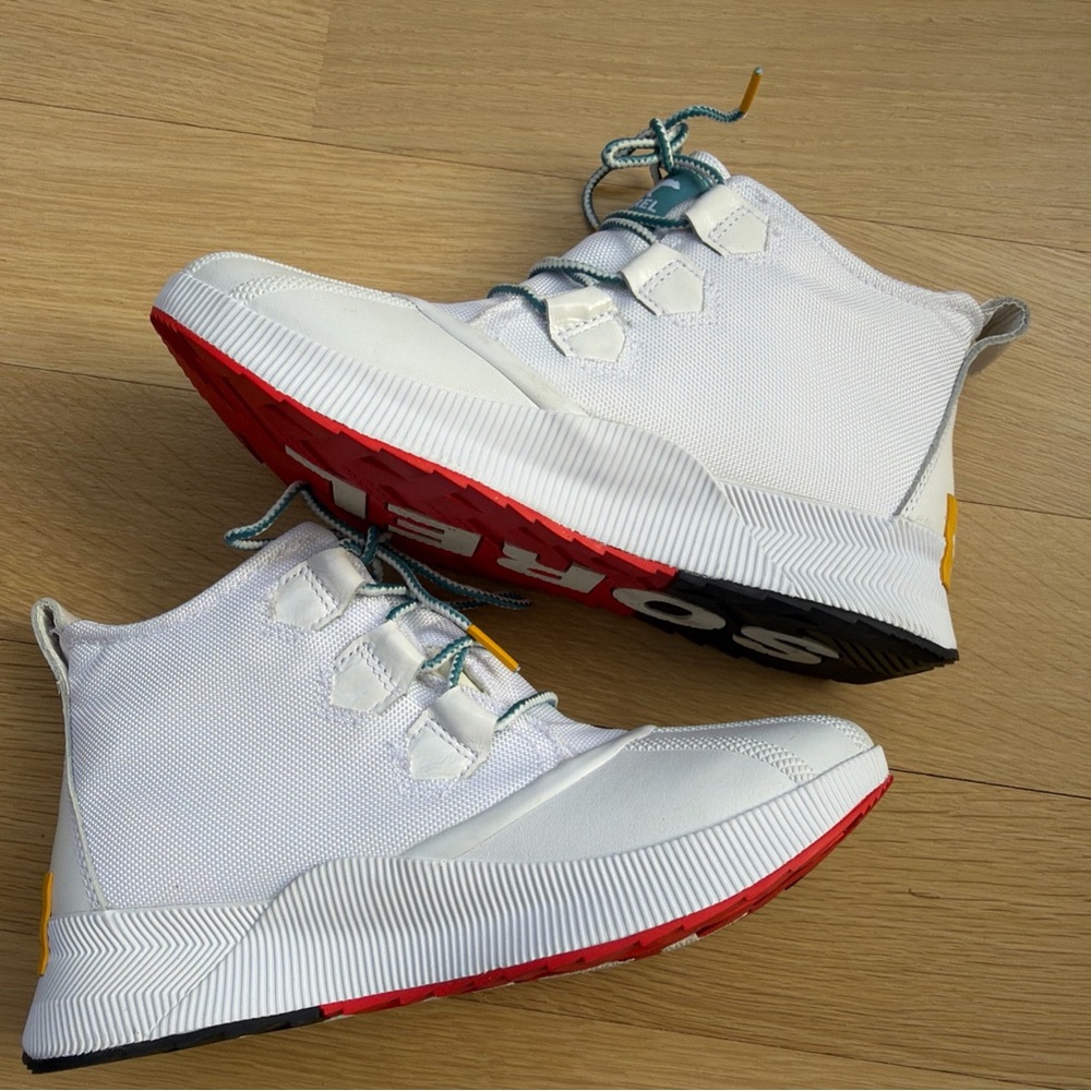 Sorel OUT N ABOUT III CLASSIC WOMEN'S WATERPROOF White/Cyber Yellow BOOT Size 9 - Picture 13 of 15